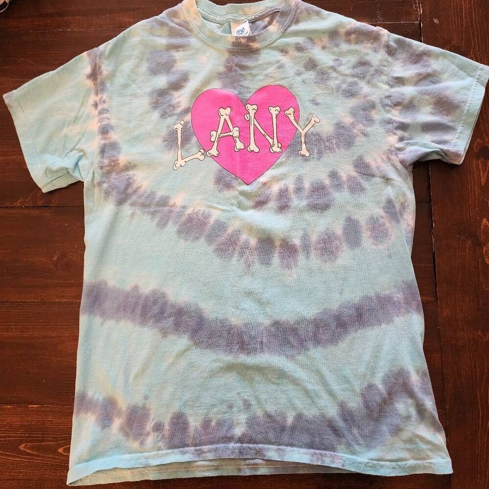 Colortone Lany Tie Dye Bone Heart Graphic Tshirt Size Medium